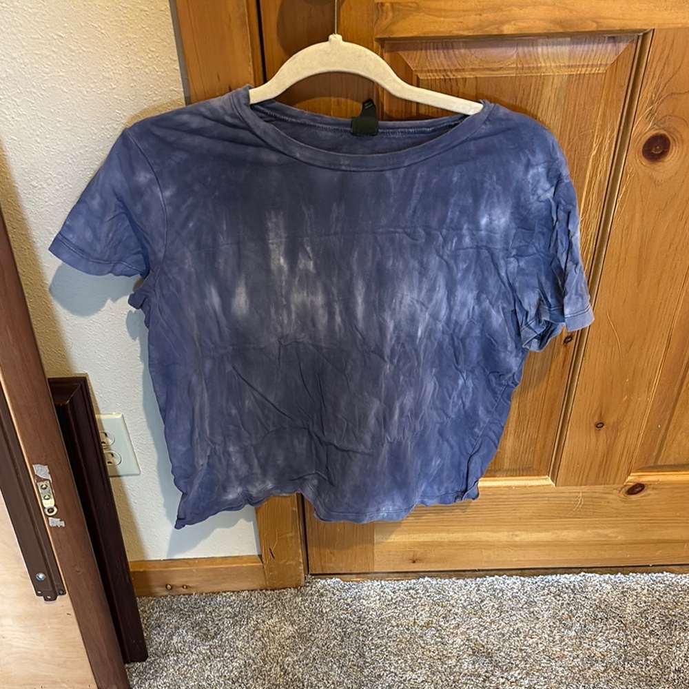 Wild Fable Navy Tie-Dye Short Sleeve Tee